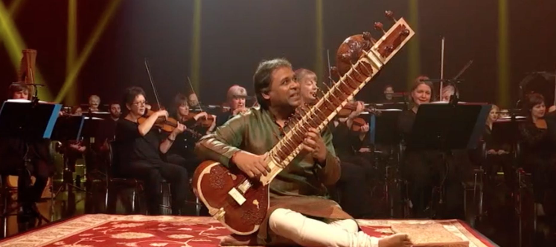 Sitar player Gaurav Mazumdar joins the BBC Scottish Symphony Orchestra